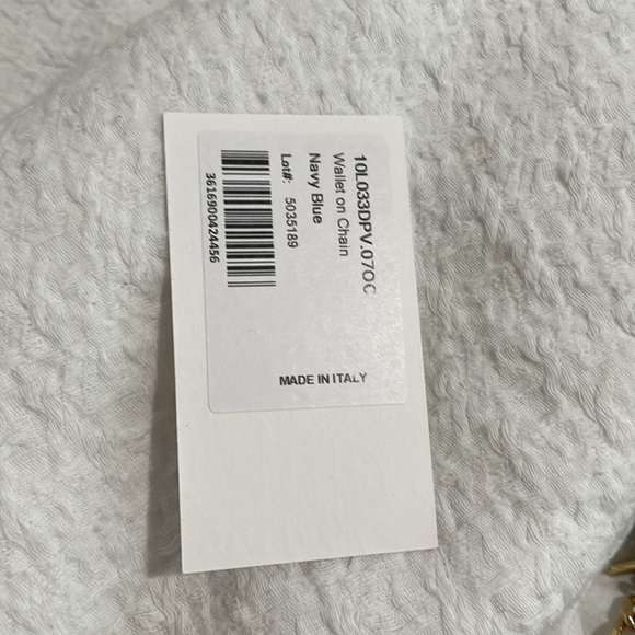 100% authentic Celine Wallet on a Chain 100% Calfskin leather. Color NAVY BLUE - Picture 8 of 9